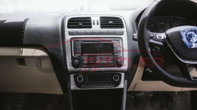 VW Polo facelift spied dashboard