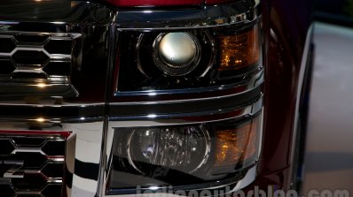 2015 Chevrolet Silverado at the 2014 Moscow Motor Show headlight