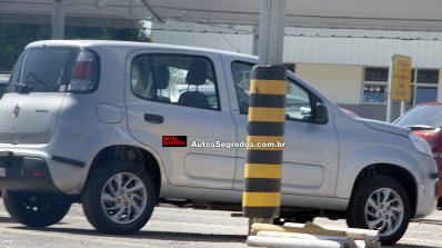2015 Fiat Uno Attractive spied in Brazil side