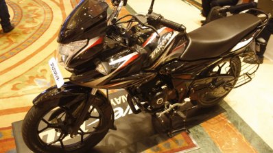 Bajaj Discover 150 F Launch black and red front three quarter left