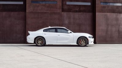 Dodge Charger SRT Hellcat side