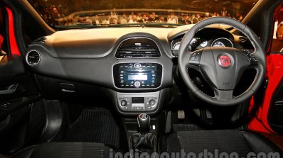 Fiat Punto Evo dashboard at the launch
