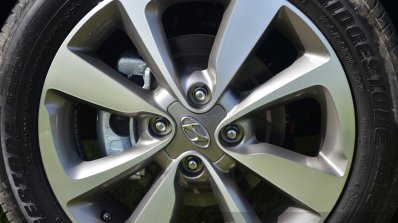 Hyundai Elite i20 Diesel Review brake