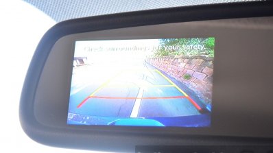 Hyundai Elite i20 Diesel Review reverse camera view