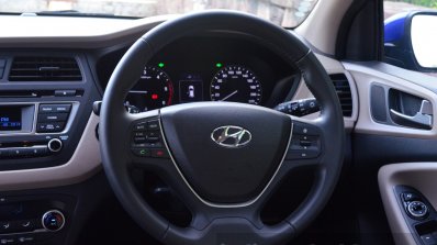 Hyundai Elite i20 Diesel Review steering