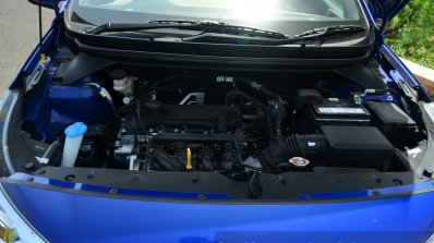 Hyundai Elite i20 Petrol Review hood