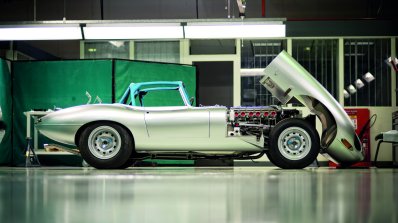 Lightweight Jaguar E-Type press image at Browns Lane facility