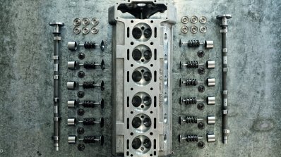 Lightweight Jaguar E-Type press image engine components