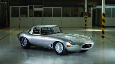 Lightweight jaguar E-Type press image on factory floor front three quarter (2)