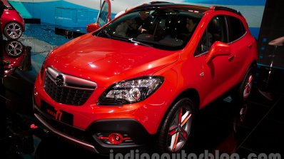 Opel Mokka 77 Moscow Edition front three quarter at the 2014 Moscow Motor Show