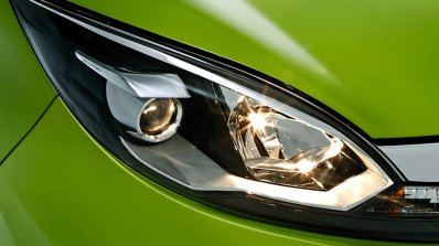 Proton Iriz (P2-30A) headlamps