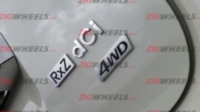 Renault Duster 4WD spied badge