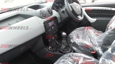 Renault Duster 4WD spied interior