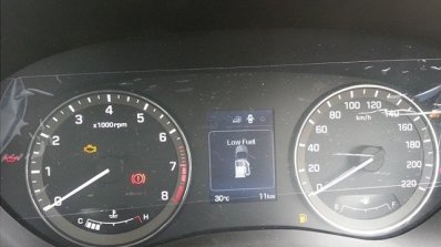 Spied 2015 Hyundai Elite i20 speedo