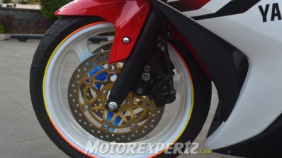 Yamaha R25 modified in Indonesia dual front discs