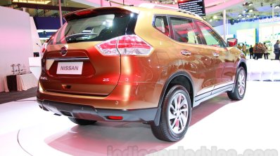 2014 Nissan X-Trail at the 2014 Indonesia International Motor Show rear quarter