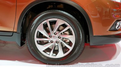 2014 Nissan X-Trail at the 2014 Indonesia International Motor Show wheel