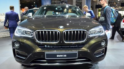 2015 BMW X6 front at the 2014 Paris Motor Show