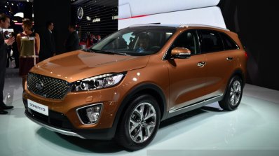 2015 Kia Sorento brown at the 2014 Paris Motor Show
