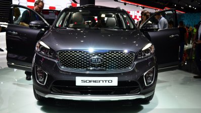 2015 Kia Sorento front at the 2014 Paris Motor Show