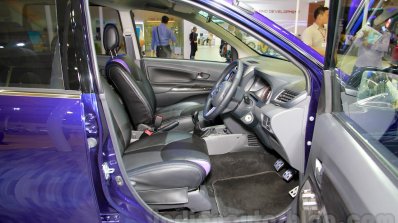 Daihatsu Xenia Indigo front seats at the 2014 Indonesia International Motor Show