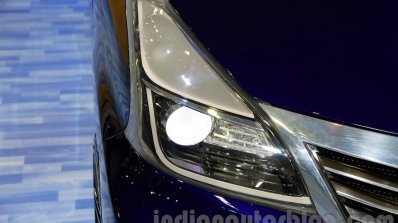 Daihatsu Xenia Indigo headlamp at the 2014 Indonesia International Motor Show