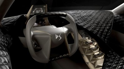 Divine DS concept steering