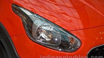 Fiat Avventura at Delhi headlight