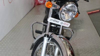 Hero Splendor Pro Classic front at the 2014 Nepal Motor Show