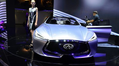 Infiniti Q80 Inspiration Concept front at the 2014 Paris Motor Show