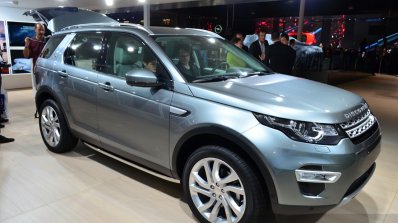 Land Rover Discovery Sport front three quarters at the 2014 Paris Motor Show