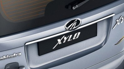 Mahindra Xylo refreshed rear door