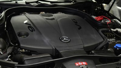 Mercedes E350 CDI launch engine