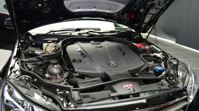 Mercedes E350 CDI launch hood