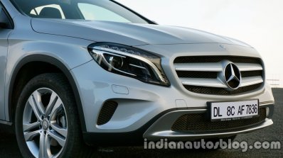 Mercedes GLA face on the review