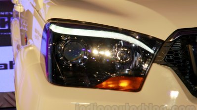 New Mahindra Scorpio headlight Delhi launch