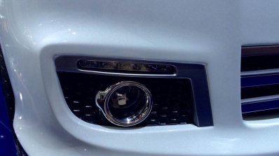 Suzuki APV Luxury at the 2014 Indonesia International Motor Show foglight