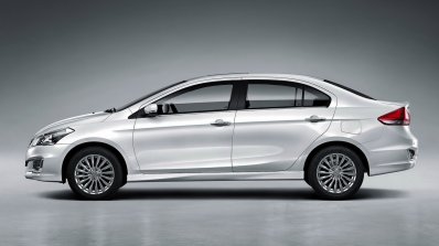 Suzuki Alivio press shots side