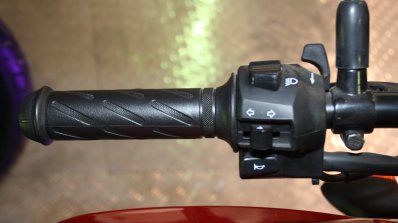 Suzuki Gixxer handlebar left at the 2014 Nepal Auto Show