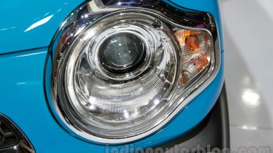 Suzuki Hustler headlamp at the 2014 Indonesia International Motor Show