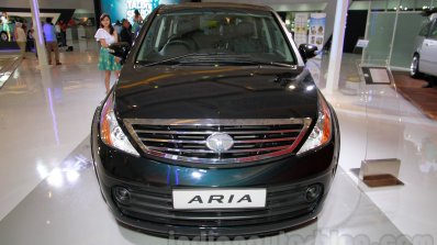 Tata Aria AT A-Tronic at the 2014 Indonesia International Motor Show front