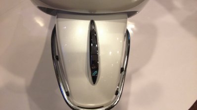 Vespa Elegante mudguard