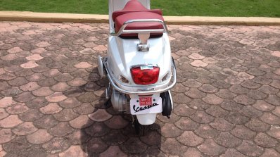 Vespa Elegante rear