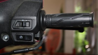 Yamaha Cygnus Alpha switch gear right at the 2014 Nepal Auto Show