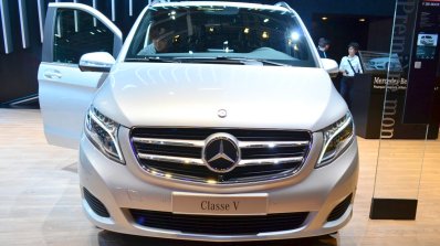 2015 Mercedes V Class front at the 2014 Paris Motor Show
