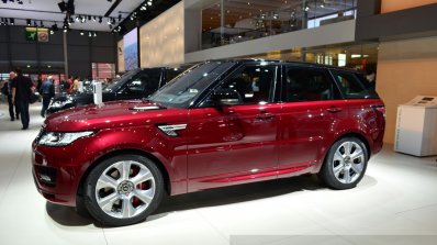 2015 Range Rover Sport side at the 2014 Paris Motor Show