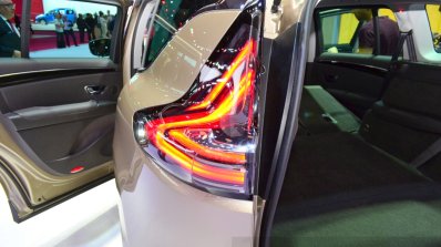 2015 Renault Espace taillight at the 2014 Paris Motor Show