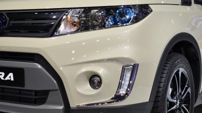 2015 Suzuki Vitara LED DRLs at the 2014 Paris Motor Show