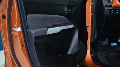 2015 Suzuki Vitara door pad at the 2014 Paris Motor Show