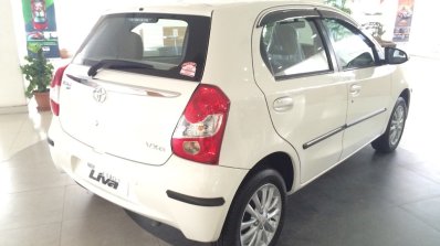 2015 Toyota Etios Liva facelift rear quarter